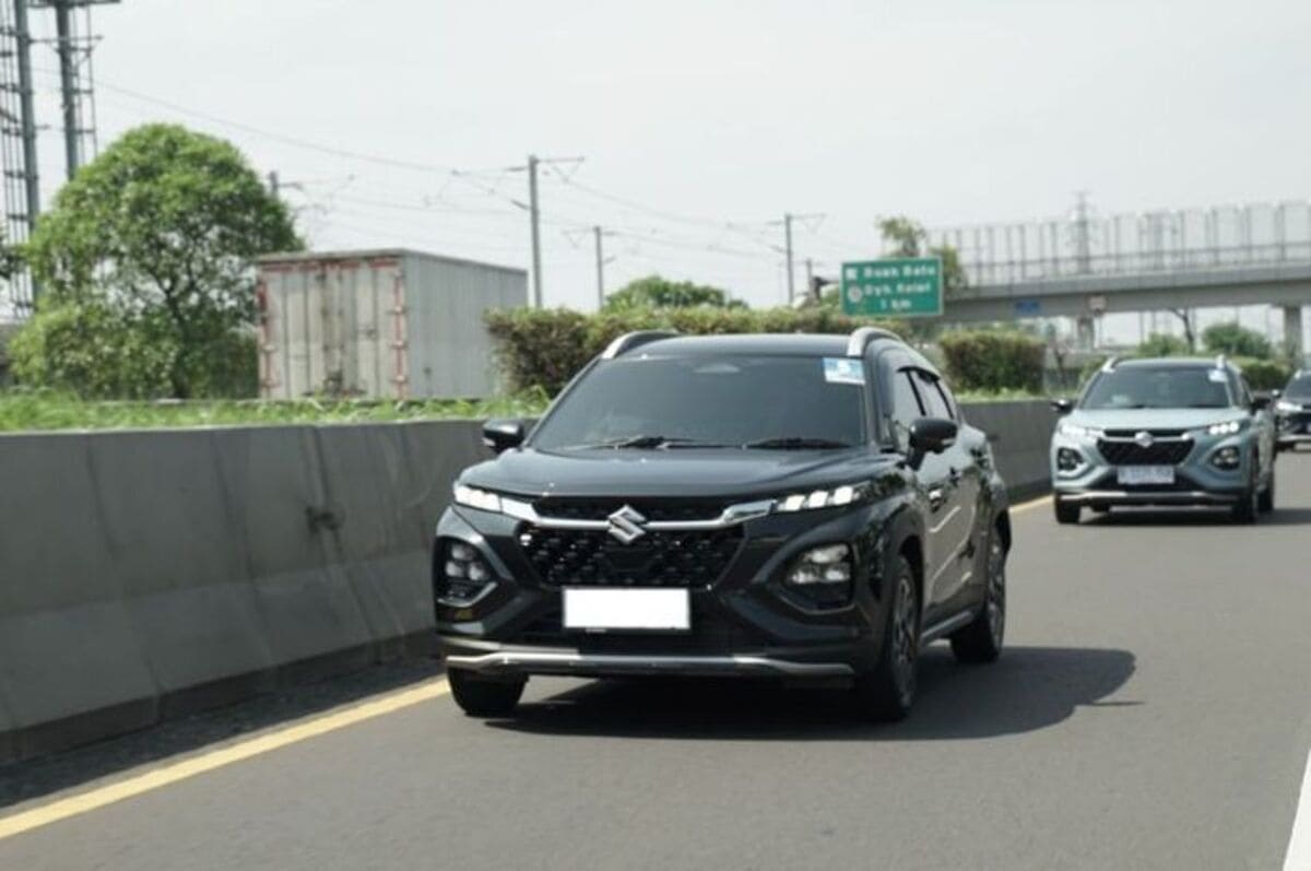 Lane Keep Assist Suzuki Fronx Jadi yang Paling Canggih di Kelasnya